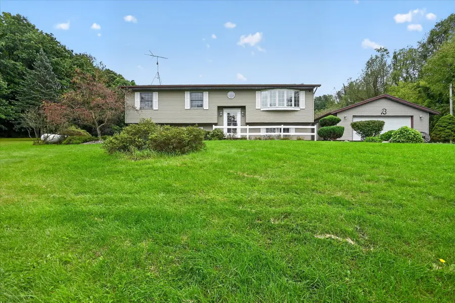 22216 E Ave N, Pennfield, MI 49017 - #2