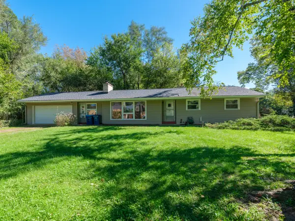 2906 Sunnycrest Drive, Kalamazoo, MI 49048