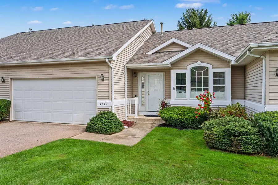 1635 Quail Run Drive Unit: 77, Kalamazoo, MI 49009 - #2