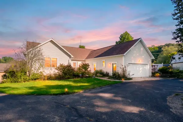 7086 W Peck Lake Road, Saranac, MI 48881