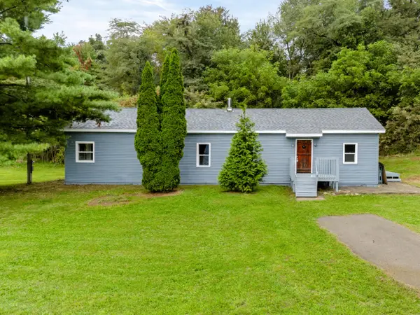 55470 Flatbush Road, ThreeRivers, MI 49093