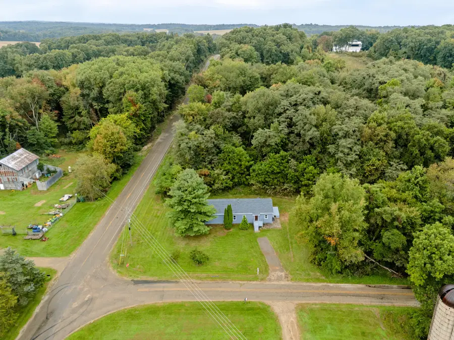 55470 Flatbush Road, Flowerfield, MI 49093 - #2