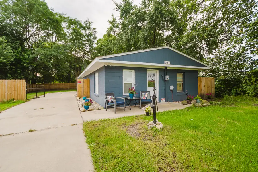 102 E Beers Street, Decatur, MI 49045 - #2