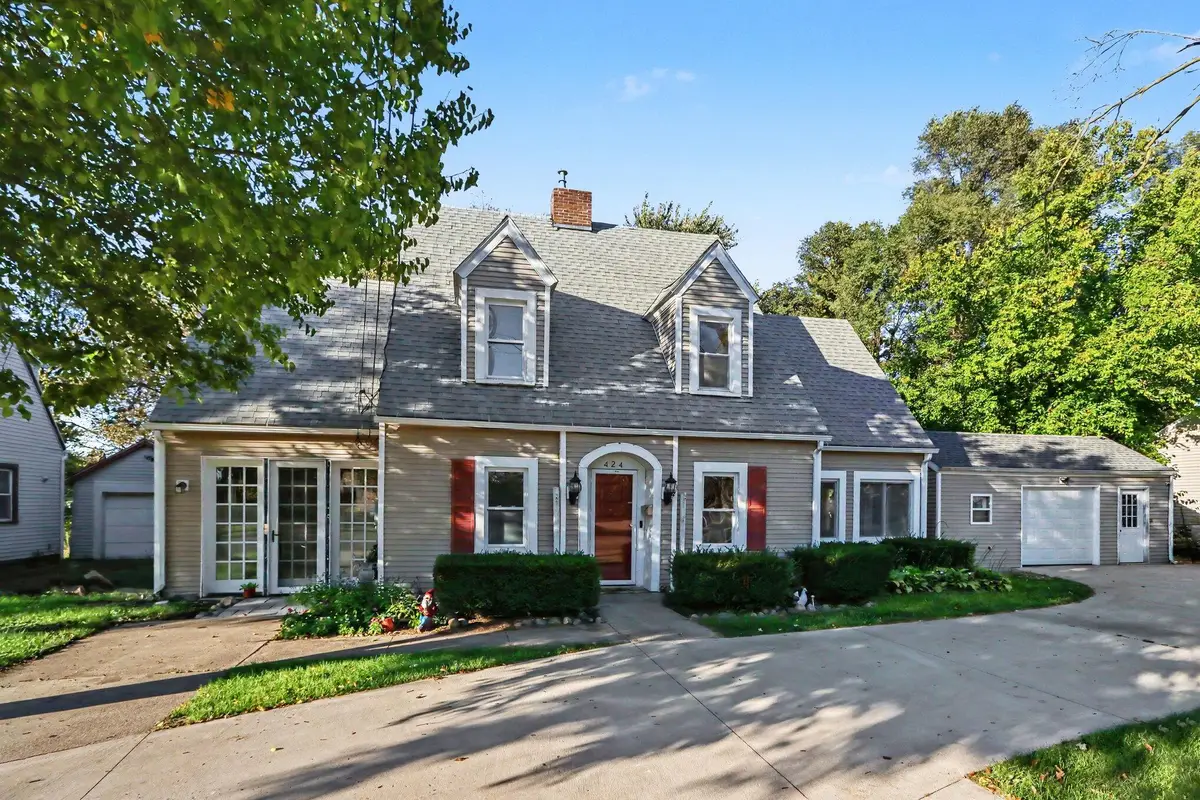 424 W Cork Street, Kalamazoo, MI 49001 - #1