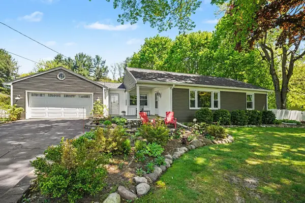 7018 N 30th Street, Richland, MI 49083