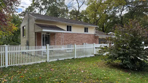 1117 Westlake Woods Drive, BattleCreek, MI 49037