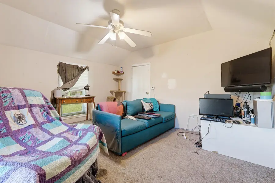 421 S Wilson Street, Vicksburg, MI 49097 - #3