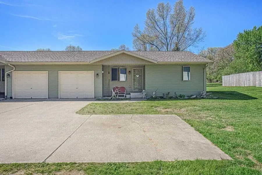1240 103rd Avenue, Plainwell, MI 49080 - #2