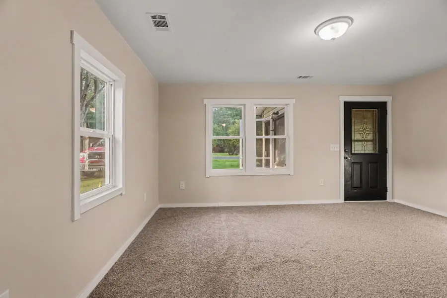 413 Marie Avenue, Level Park Oak Park, MI 49037 - #3