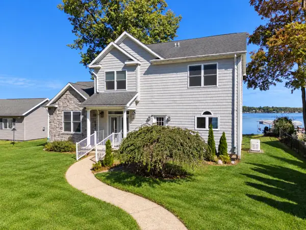 629 S Shore Drive, Portage, MI 49002