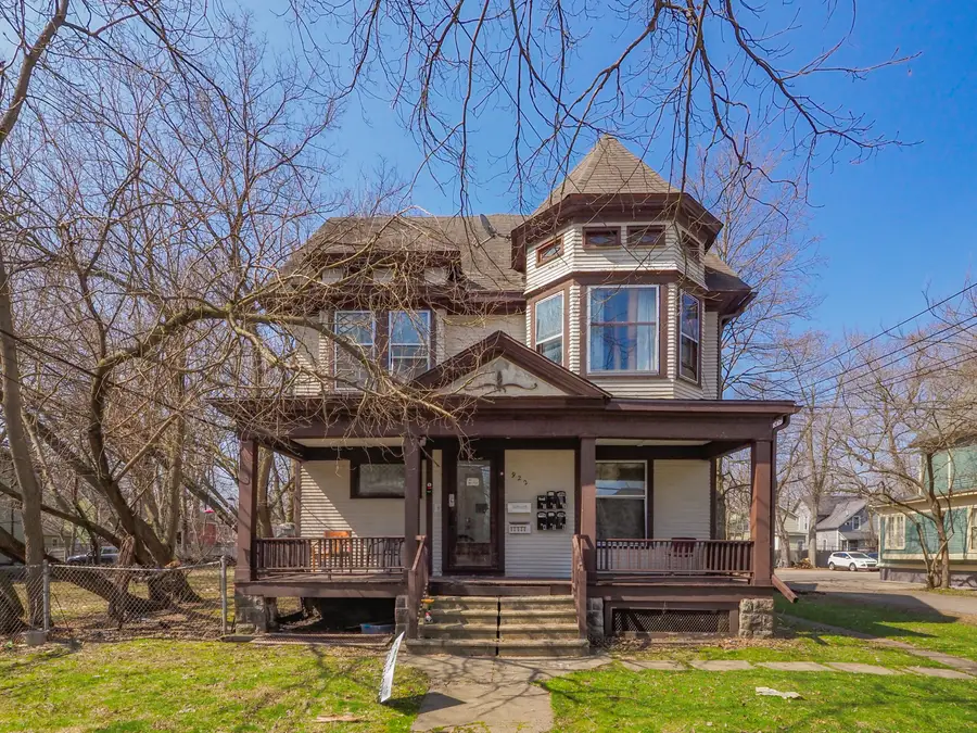 922 S Park Street W, Kalamazoo, MI 49001 - #2