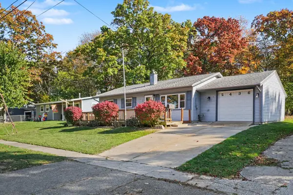 2436 Monterey Drive, Kalamazoo, MI 49004