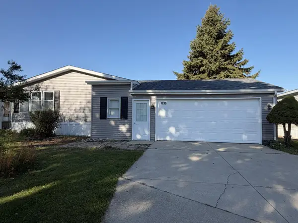 1235 Miss Ellie Drive, Kalamazoo, MI 49009