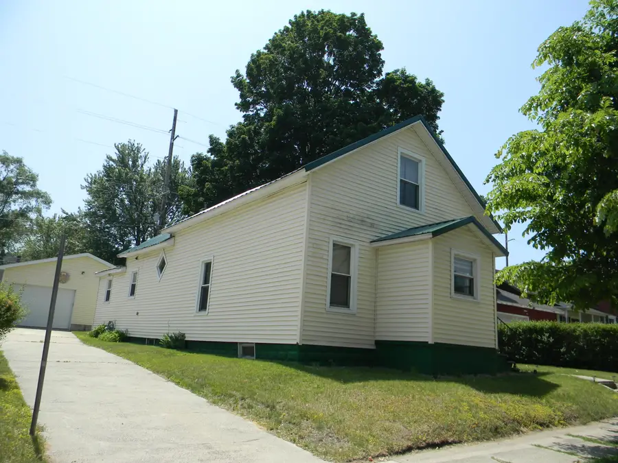 302 First Street, Ludington, MI 49431 - #2