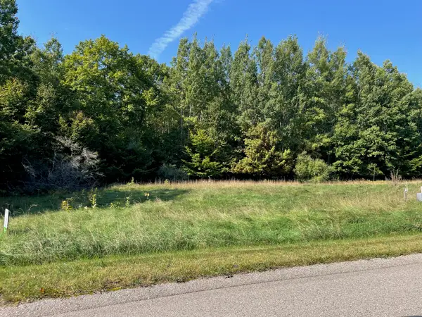 Opal Ridge, Onekama, MI 49675