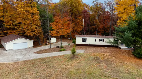 151 E Shelby Road, Shelby, MI 49455