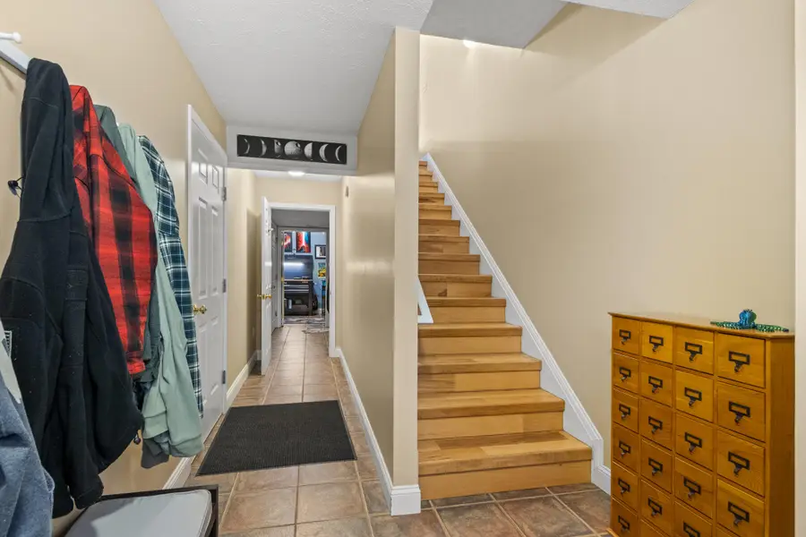 86 Spinnaker Drive, Manistee, MI 49660 - Image #2