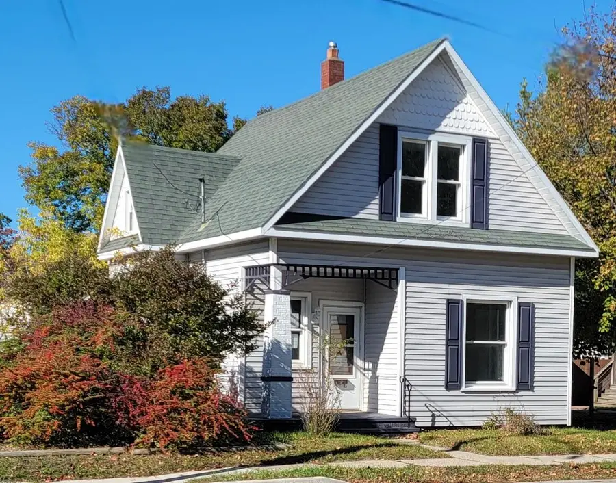260 Fremont Street, Manistee, MI 49660 - #2