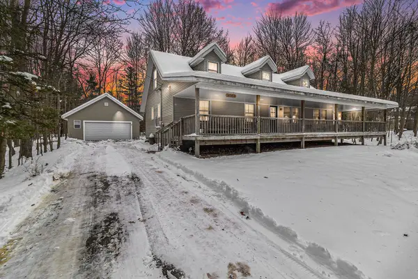 4760 N Lakeshore Drive, Mears, MI 49436