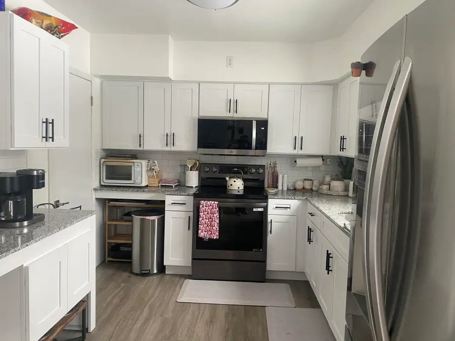 2075 Nolan Avenue NW, Walker, MI 49534 - Image #2