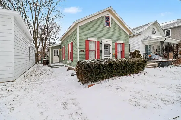 309 N Robert Street, Ludington, MI 49431