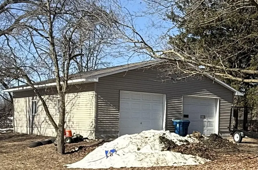 116 S Reinberg Avenue, Scottville, MI 49454 - #2