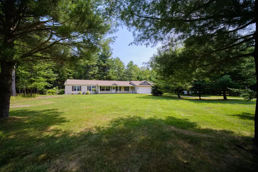 9155 Ivanhoe Drive, Onekama, MI 49675 - #2