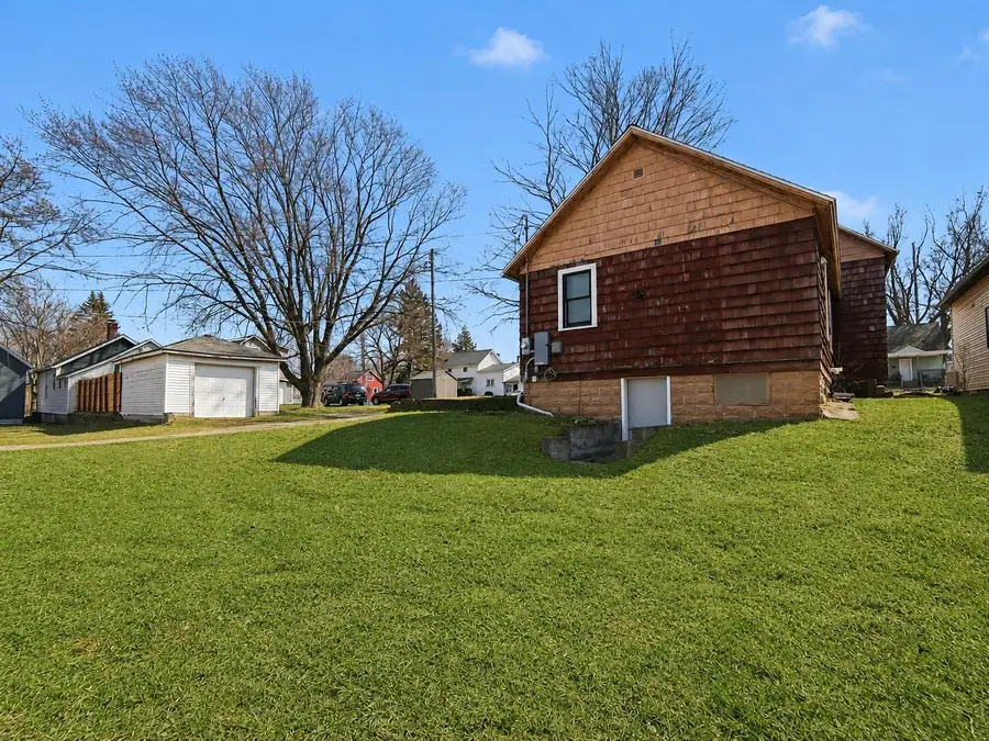 205 W 1st Street, Ludington, MI 49431 - #2