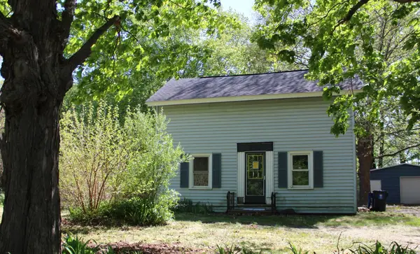 3743 S Ravenna Road, Ravenna, MI 49451