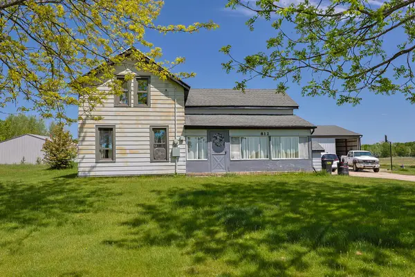 812 E Yale Road, Rothbury, MI 49452