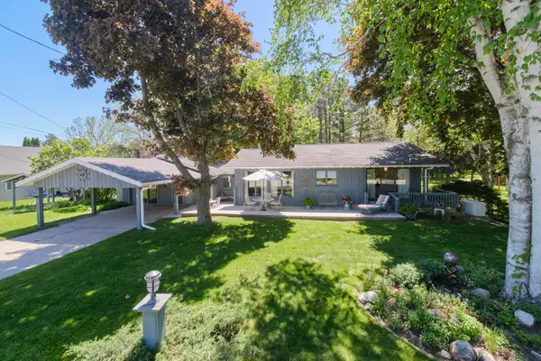 7247 Severence Street, Benzonia, MI 49616