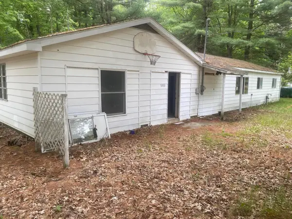 5353 Oakwood Drive, Prescott, MI 48756