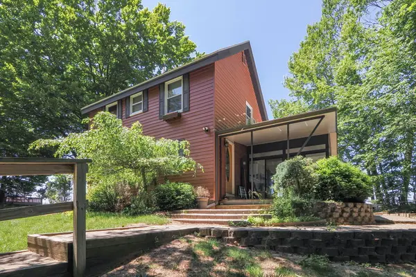 4616 W Fox Farm Road, Manistee, MI 49660