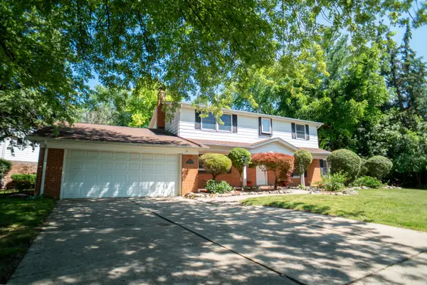 4389 Westover Drive, WestBloomfield, MI 48323