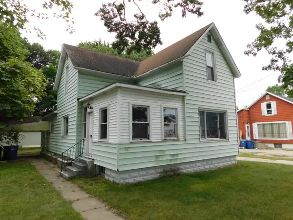 157 Harrison Street, Manistee, MI 49660