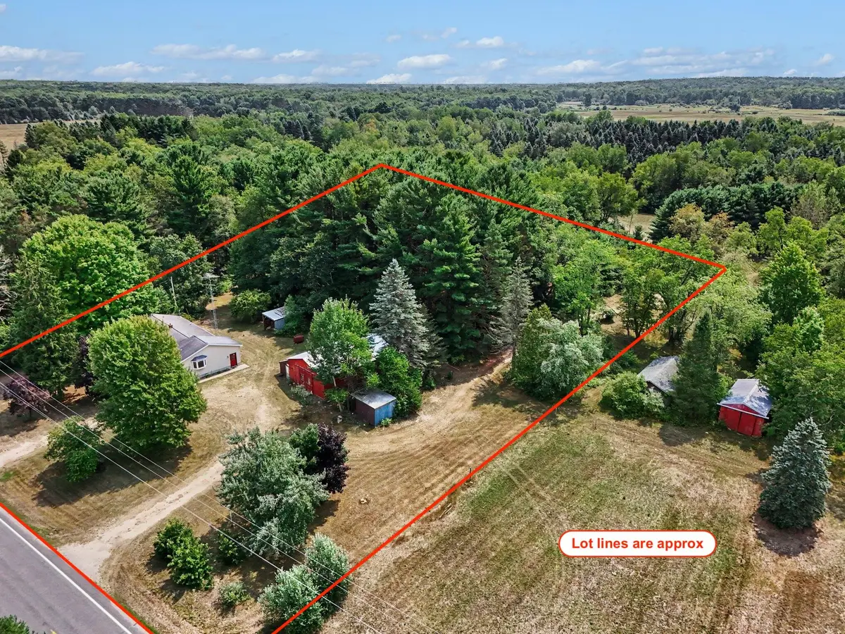 1061 E Fountain Road, Sherman, MI 49411 - #1