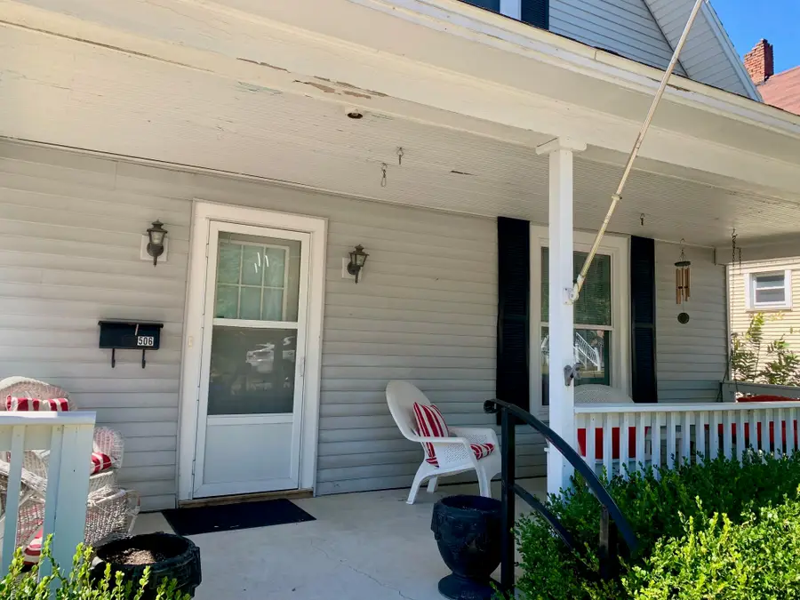506 S Washington Avenue, Ludington, MI 49431 - #2