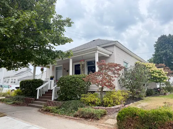 404 W Court Street, Ludington, MI 49431