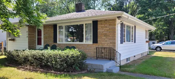 419 N Washington Avenue, Ludington, MI 49431