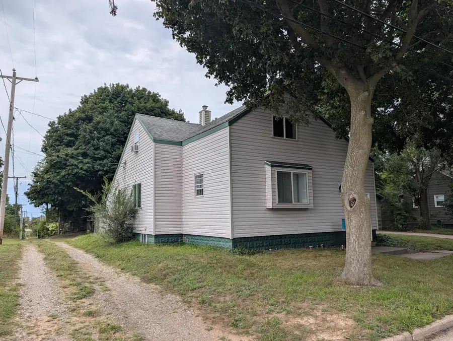 504 Adams Street, Ludington, MI 49431 - #2