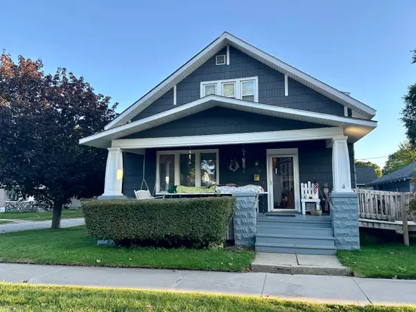 313 3rd Street, Manistee, MI 49660