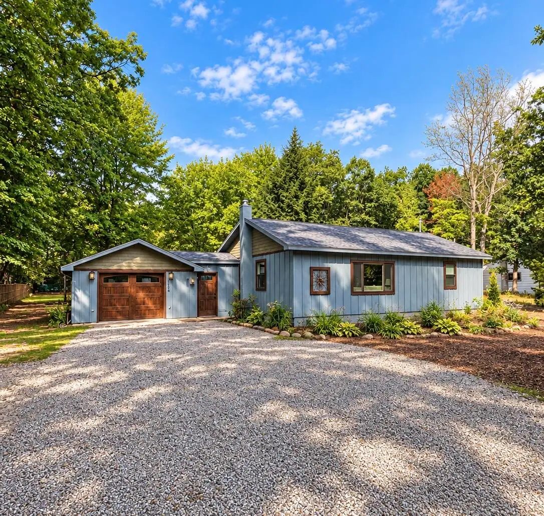 5274 Karlin Road, Green Lake, MI 49643 - #1