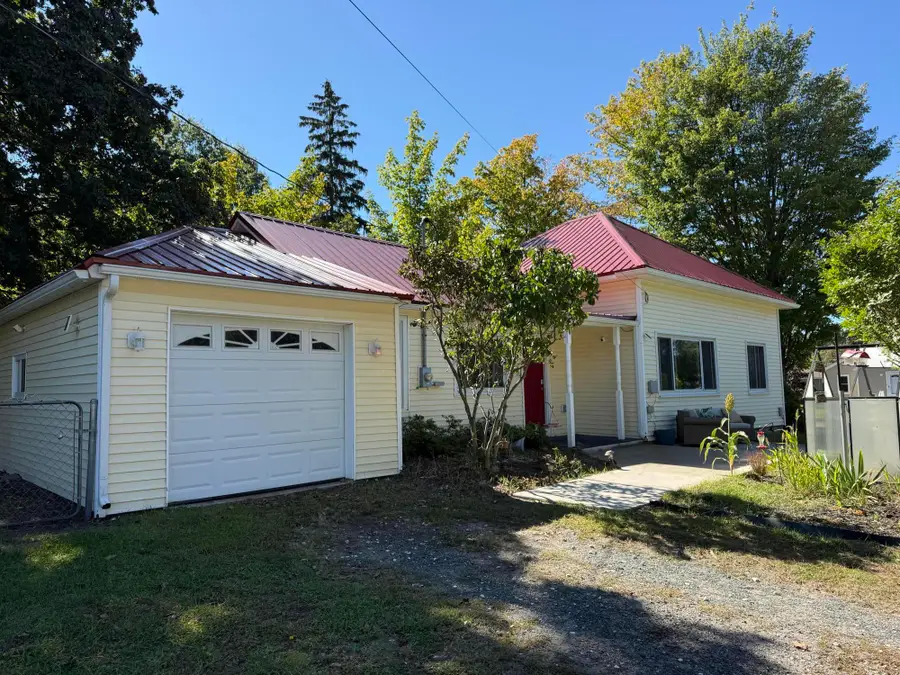 510 N Delia Street, Ludington, MI 49431 - #3