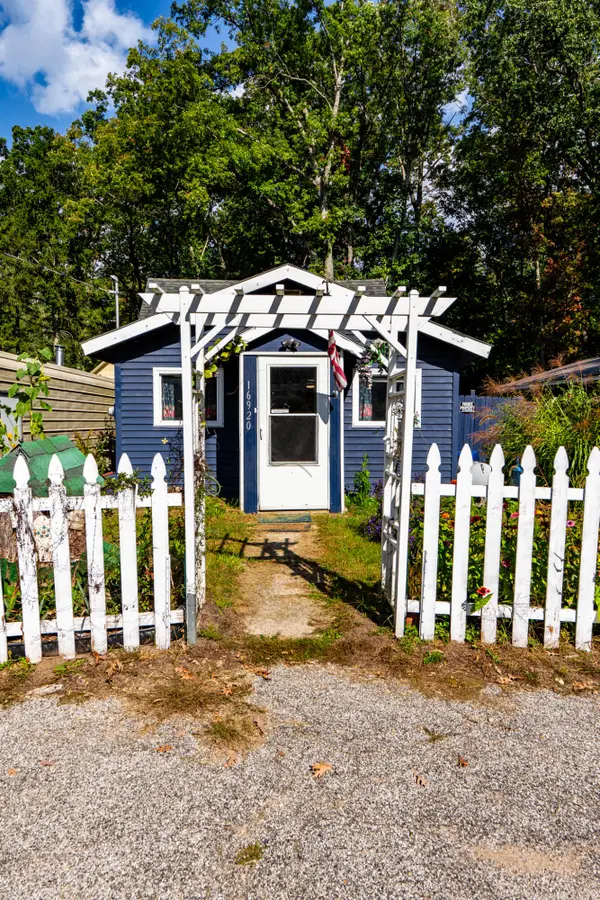 16920 6th Street, Wellston, MI 49689