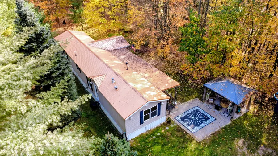 18965 N Coates Highway, Brethren, MI 49619 - #2