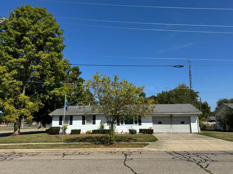 815 Swartz Street, Three Rivers, MI 49093 - #2