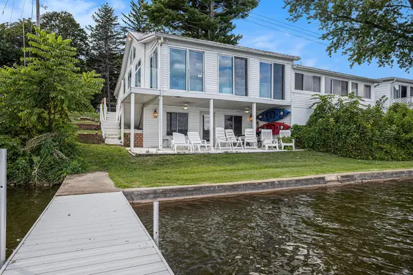 917 Elm Street, Colon, MI 49040