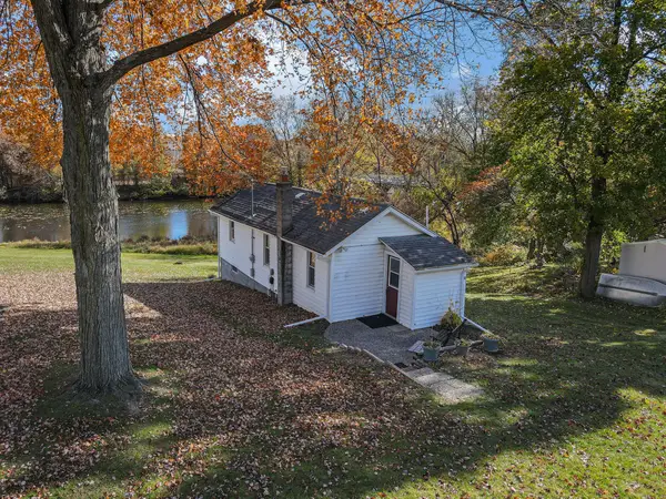 810 S Constantine Street, ThreeRivers, MI 49093