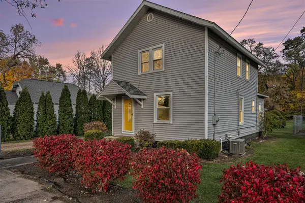 424 N Dean Street, Centreville, MI 49032