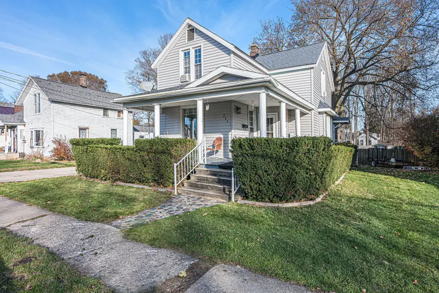 211 N Maple Street, Sturgis, MI 49091 - Image #3